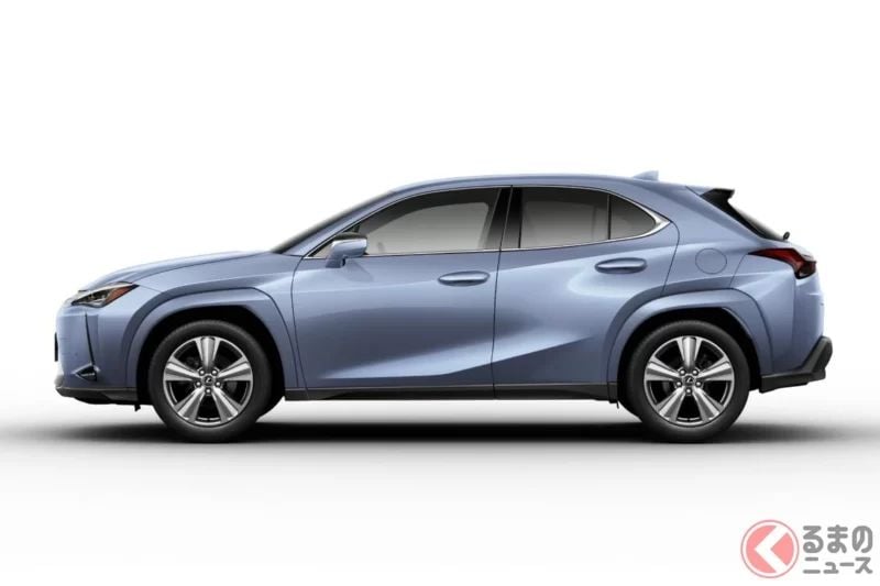 每公升可跑超過26公里！Lexus 全新「小型豪華車」登場後詢問度暴增！擁有「Corolla Cross 級」約4.5公尺車身，搭配「清新藍車色＋豪華內裝」！「UX300h Shining Essence」也成為經銷商熱門話題！