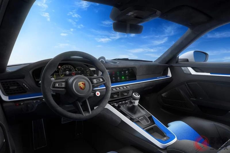 全新「日本專屬」Porsche備受矚目！ 採用創新日式現代設計，搭載超過500匹馬力的6缸水平對臥引擎與7速PDK變速箱！ Porsche品牌首款日本專屬車型「911 GT3 Artisan Ed」正式登場！