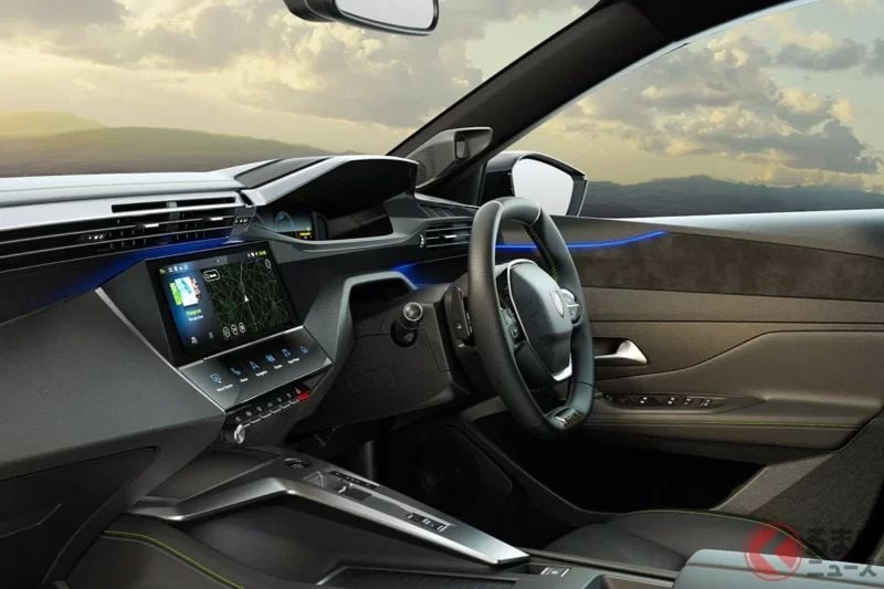 比「Levorg」還小的「新型旅行車」引發話題！搭載 1.2L「渦輪」引擎＆全長約 4.6m 的車身尺寸，獲讚「當作日常代步車超棒」！也有「果然很時髦」的聲音，Peugeot「308 SW GT HYBRID」究竟是什麼車？