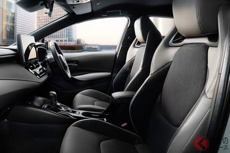 Toyota全新「Corolla」受矚目！採專屬懸吊＆跑車座椅的「特別車型」再進化！霸氣空力套件搭配「金色Logo」閃耀的最新「ACTIVE SPORT」是什麼？