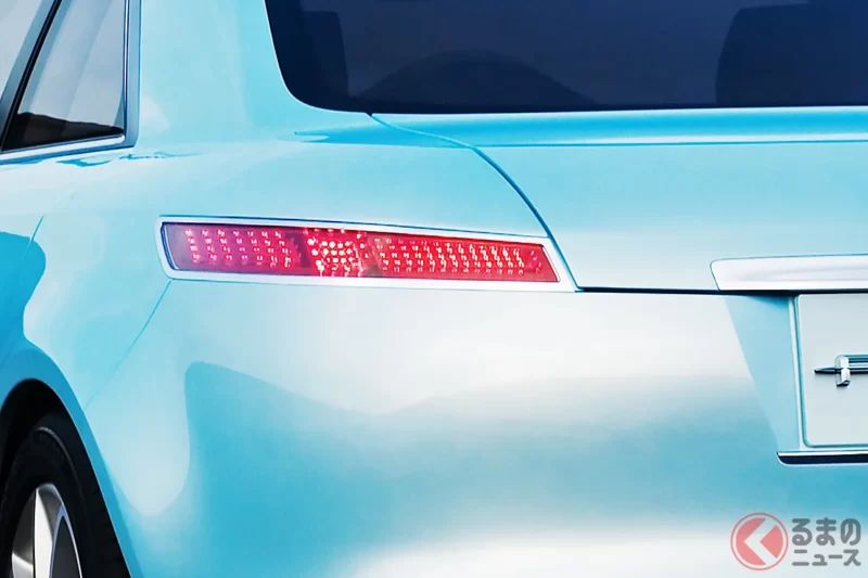 Nissan「小型」FR跑車備受矚目！全長4.3m的「剛剛好」Silvia 後繼車款!? 採用大幅開啟的「創新車門」＆「高級內裝」的流線型 Coupe！擁有優美長車頭的「Foria」究竟是什麼？