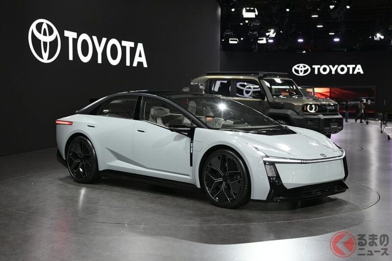 Toyota全新「Corolla」即將登場!? 睽違7年以上全面大改款「運動跑車般的優美設計」大變身!? 也考量汽油引擎＆鯊魚臉超吸睛的概念車是什麼