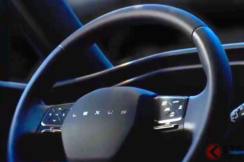 Lexus新款「NX」首次公開！竟然取消「L」徽章！超豪華「真皮內裝」與「大型顯示幕」成為焦點！人氣「小型豪華SUV」即將迎來新款車型！