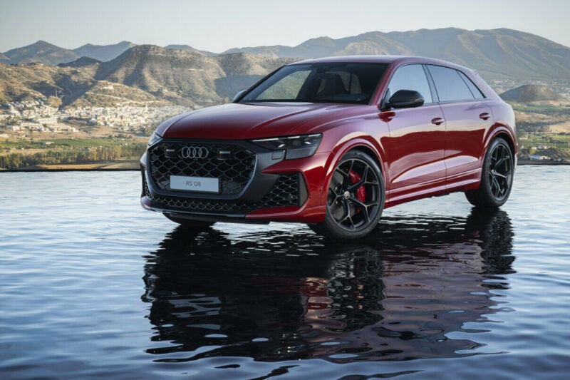 性能進階 Audi RS Q8 performance
