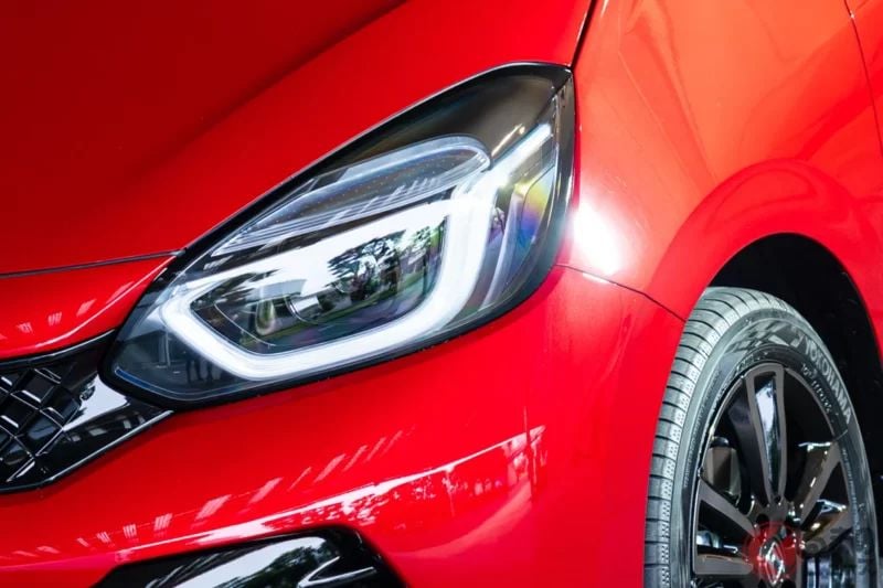 Honda新型「Fit」超人氣！「克服了弱點！」「變得更俐落、更帥氣」獲得高度好評！採用「Sporty車頭」＆「超～寬敞車內空間」的熱門Compact Car究竟是什麼？
