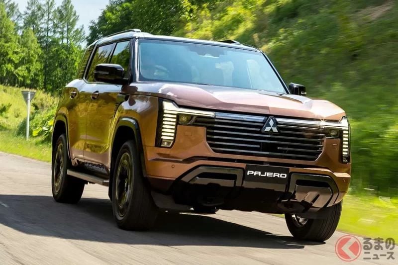 新型「Pajero」發表！睽違20年「全面改款」讓「Mitsubishi 越野車」完全復活！可選擇2種「車頭造型」！全長4.9m「7人座車身」搭載超強勁「渦輪柴油引擎」！超豪華內裝更導入「Yamaha 技術」！