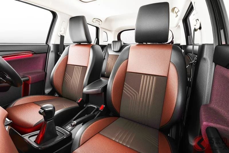 新車122萬日圓起！ Suzuki發表全新「小型SUV」！ 採用與 Toyota「Raize」同等尺寸的“剛剛好”車身！ 更推出“110匹馬力”1.0L渦輪引擎×「6速MT」車型！ 進化版新型「Brezza」於印度登場！