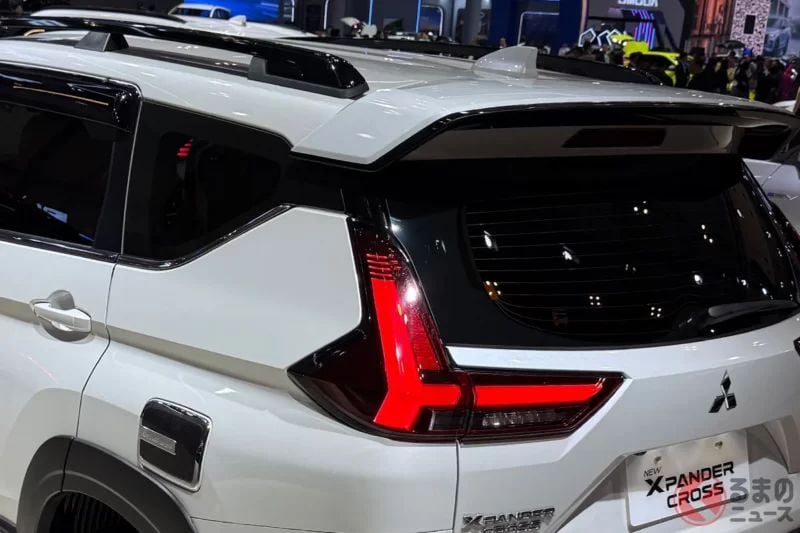 全長4.6m的Mitsubishi「最新3排座SUV MPV」受到矚目！新車239萬日圓起、後座超寬敞！即使上市第9年仍持續進化的「Xpander」印尼車型亮相當地車展，究竟是款什麼樣的車？