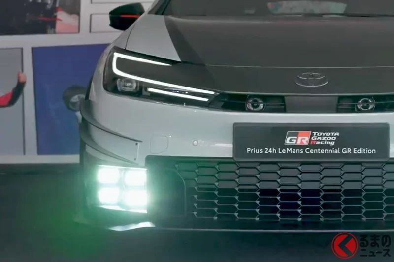 Toyota新款「GR Prius」即將登場！？輸出提升的「高性能車型」！？搭載強烈運動風格空力套件的Sport車型將會變成什麼樣？