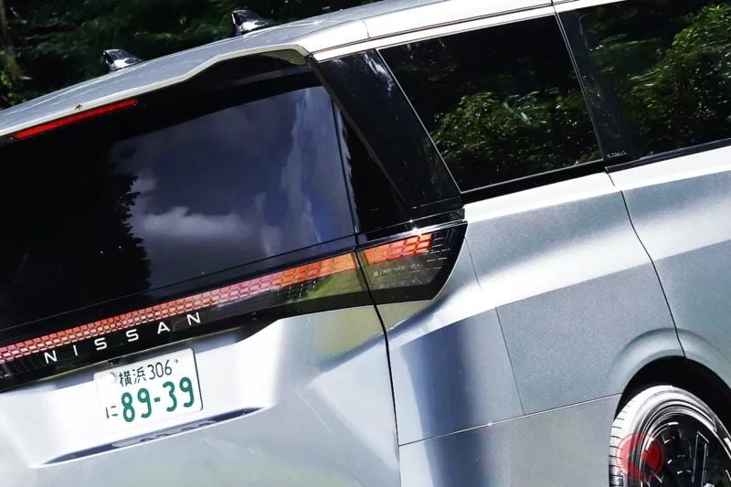 「感動到眼淚都要掉下來…」連汽車記者都大力稱讚！Nissan「元祖」頂級「旗艦MPV」太厲害！採用「三位一體的最新技術」，兼顧駕馭與舒適性的「新款Elgrand」頂級車型實力究竟如何？