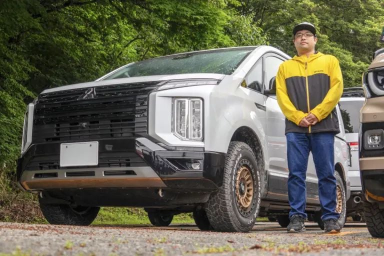 白色×古銅色輪圈組合襯托戶外風格 Mitsubishi Delica D:5 CHAMONIX（Chamonix）【大家的愛車】