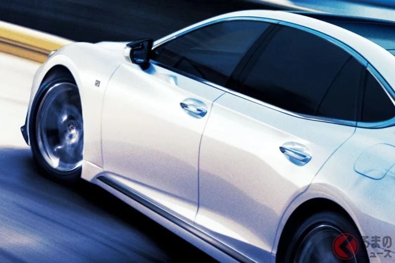 Lexus發表「新款FR房車」！全長5.2m「美型車身」全車搭載「V6 Hybrid」！「取消Twin Turbo引擎」並強化操控性能的「新LS」部分改良車型上市