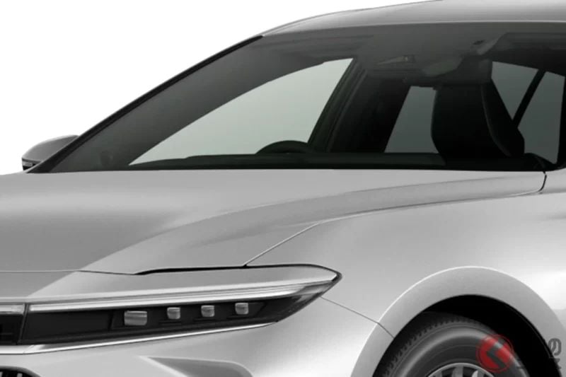 Toyota發表「最便宜的Crown Sedan」！「比高階車型便宜100萬日圓」卻依然保有「旗艦車款」的氣勢！全長5m「正統FR房車」入門車型G究竟如何？