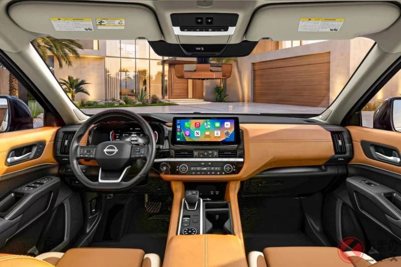 迎來5年來最大幅度改款！Nissan「新型V6 SUV」登場！擁有霸氣車頭的「Terrano後繼車」！還提供9速AT×4WD車型，可乘坐8人的Pathfinder即將在UAE上市