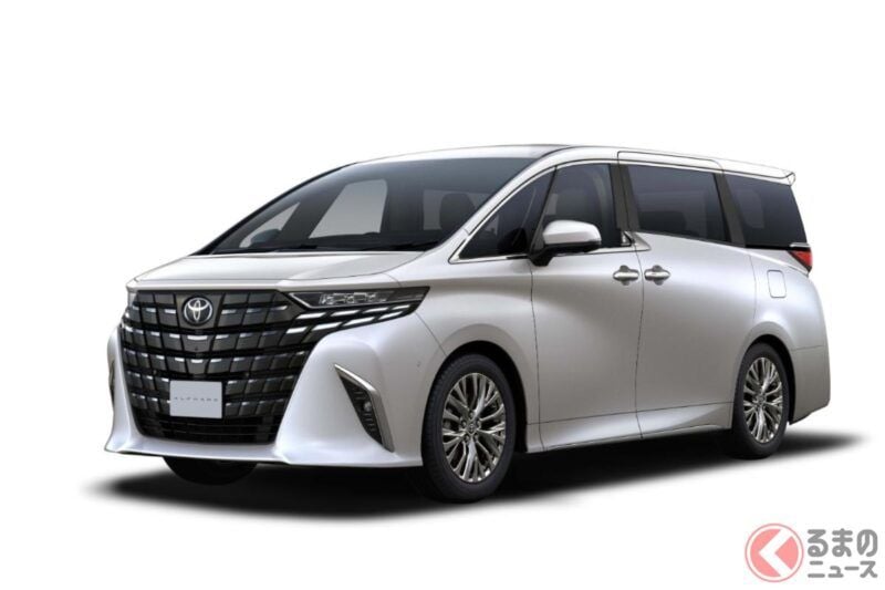 Toyota 新型「4WD MPV」備受矚目！「車長5公尺級」超豪華車型太驚人！配備高級「專屬真皮座椅」與可旋轉「收納桌」！兼顧「動力與油耗」的「Minivan 之王」最高階 Alphard 是什麼樣的車！