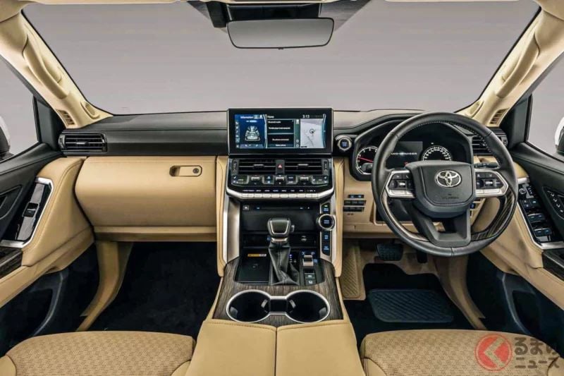 Toyota全新「史上最強」Land Cruiser超猛！最大馬力464匹、每公升可跑10km的「高效率車型」！售價超過2000萬日圓的硬派SUV南非車型究竟是什麼？